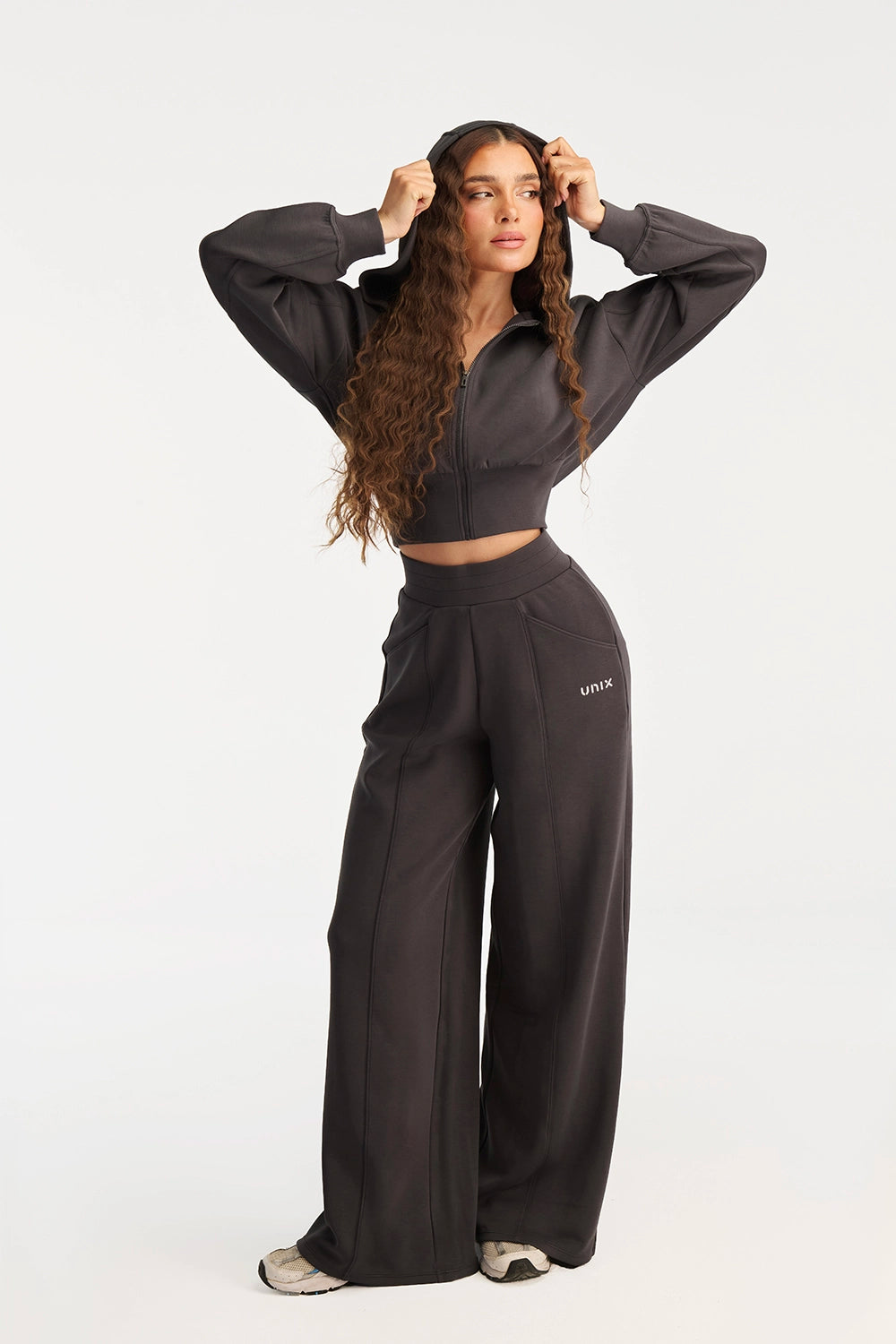 Waist Tone Set Grey - طقم رياضي رمادي للنساء بكروب توب وليجنز هاي ويست بقصة نحت الجسم - UNIX