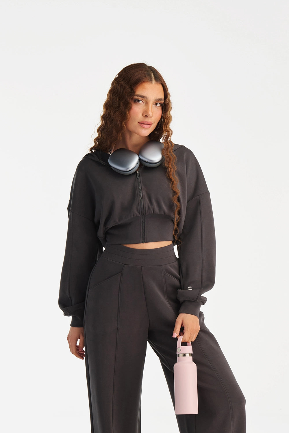 Grey waist tone activewear set women modern street style - UNIX | طقم ويست تون رياضي رمادي نسائي بستايل عصري يليق بإطلالة الشارع - UNIX