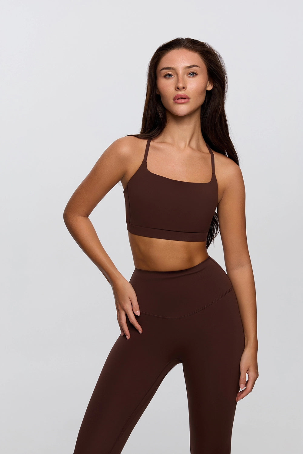 Brown two piece set women front view sculpting body shaping - UNIX | طقم بني نسائي قطعتين من الأمام ينحت الجسم ويبرز جمال القوام - UNIX