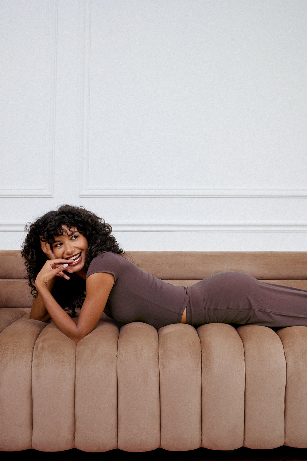 Bamboo 3 piece lounge set women dusk t-shirt tank top and wide leg pants - UNIX | طقم لاونج بامبو ٣ قطع نسائي غسق تيشيرت وتانك توب وبنطلون واسع - UNIX
