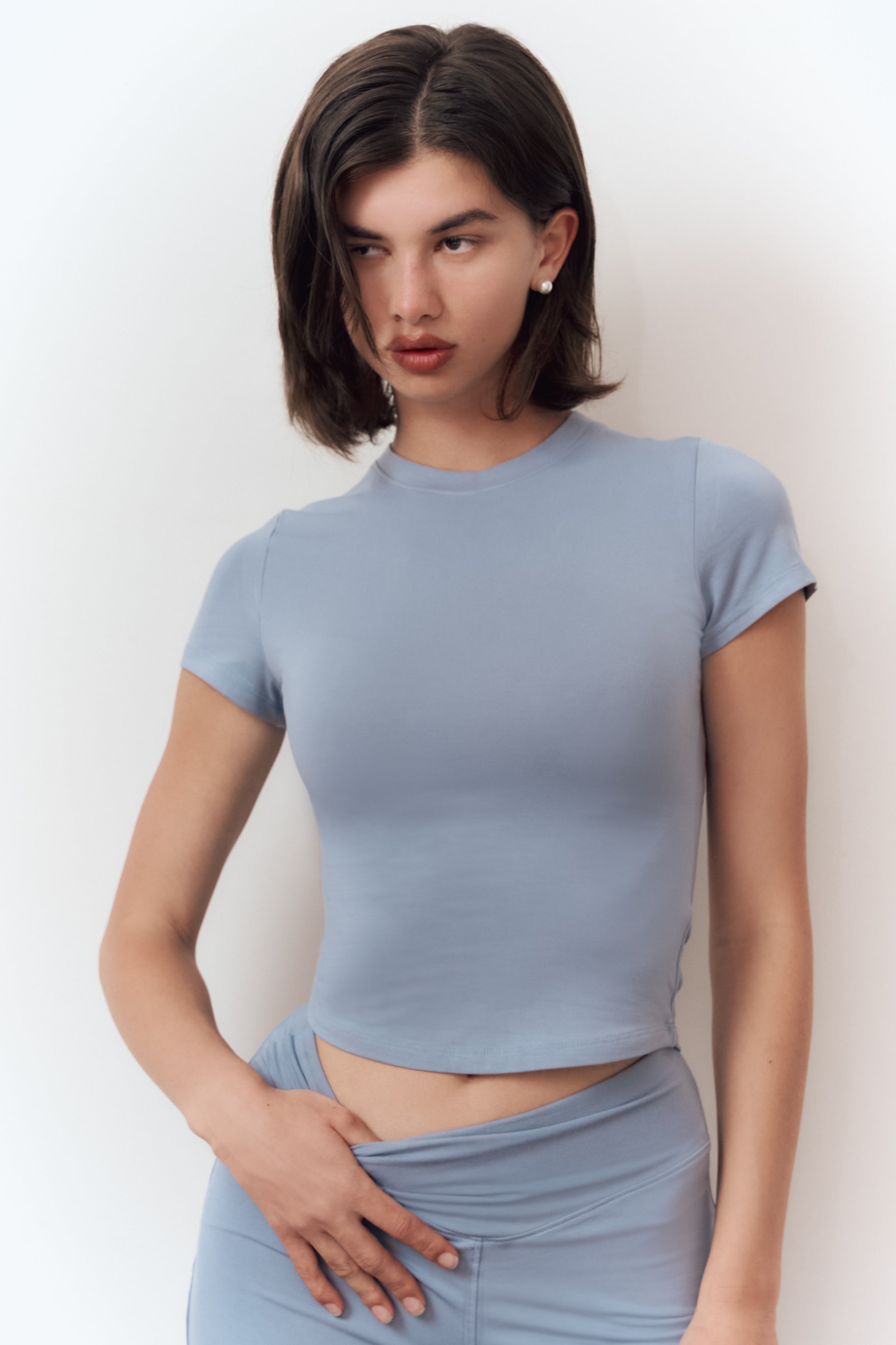 Cold blue bamboo tee women clean lines everyday basic - UNIX | تيشيرت بامبو أزرق بارد نسائي بخطوط نظيفة قطعة أساسية يومية - UNIX