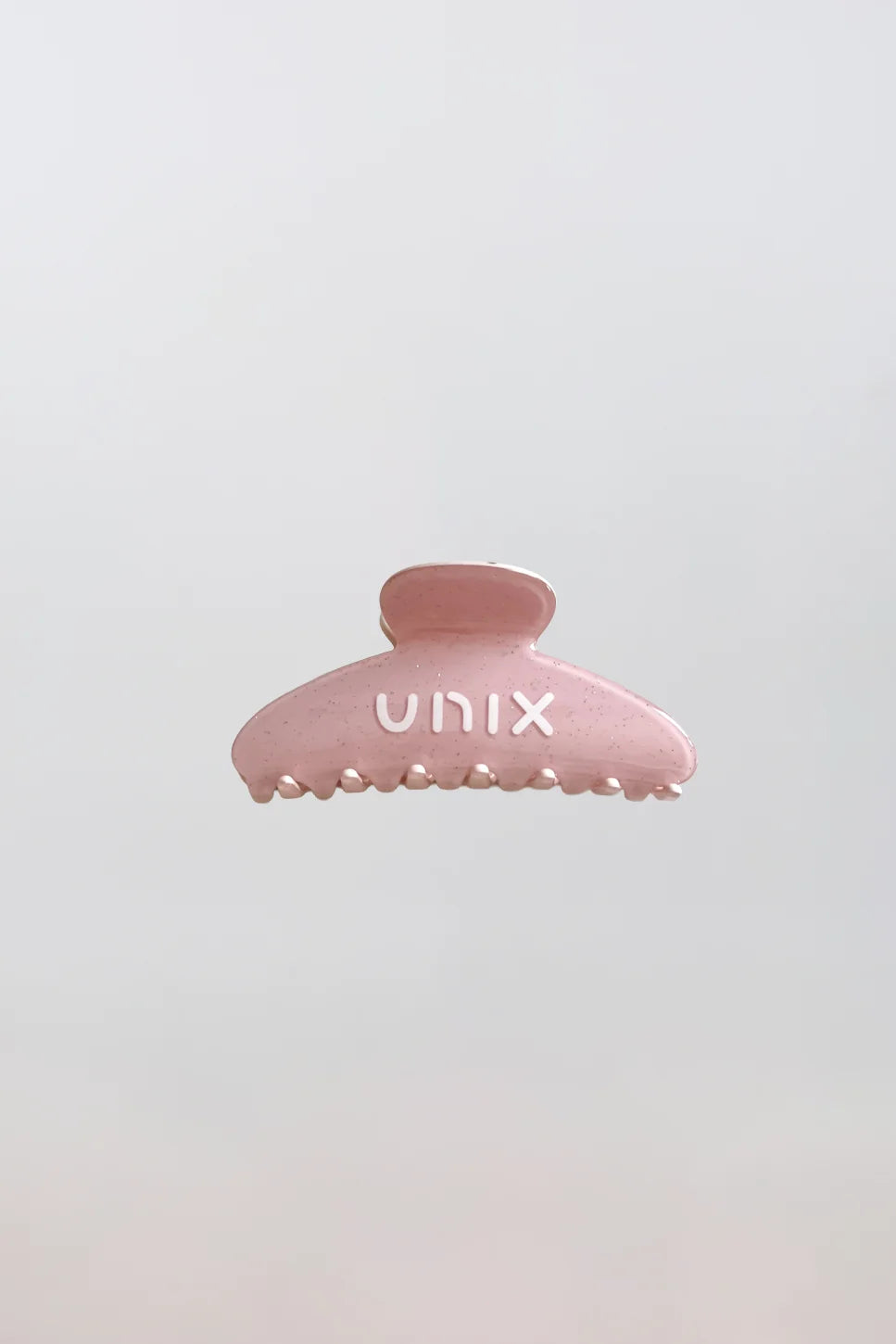 Powder pink hair clip for women minimal UNIX logo design - UNIX | مشبك شعر نسائي بينك باودر بتصميم بسيط ولوجو UNIX - UNIX