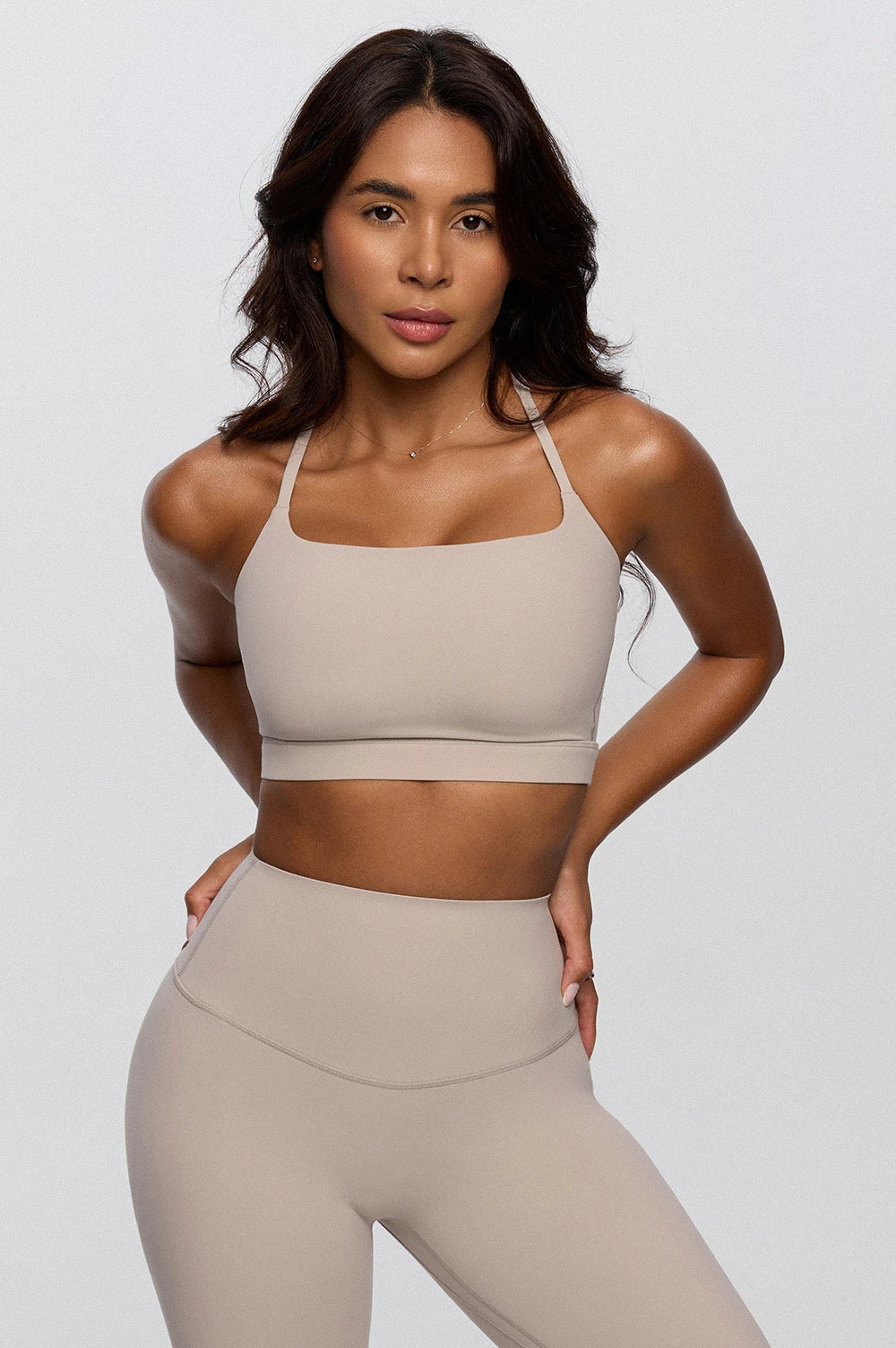 Sculpting set women vanilla sports bra and leggings - UNIX | طقم رياضي نسائي فانيلا سبورت برا وتايت — Sculpting من UNIX