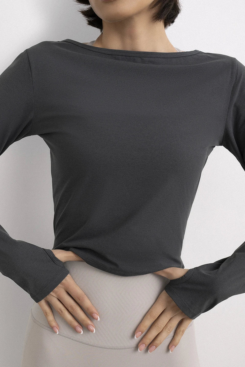 Twist top women coal fabric detail - UNIX | تفاصيل قماش توب تويست الفحمي المرن والناعم — UNIX