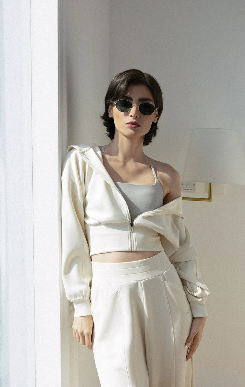 Off white waist tone hoodie women cropped activewear cozy - UNIX | هودي ويست تون نسائي بلون أوف وايت بقصة كروب أكتيف وير دافئ - UNIX